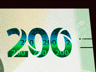 Animacin del efecto de la denominacin multicolor en el billete de 200 pesos de la familia G