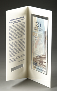 Anverso del especimen conmemorativo del 30 aniversario de la f�brica de billetes del Banco de M�xico